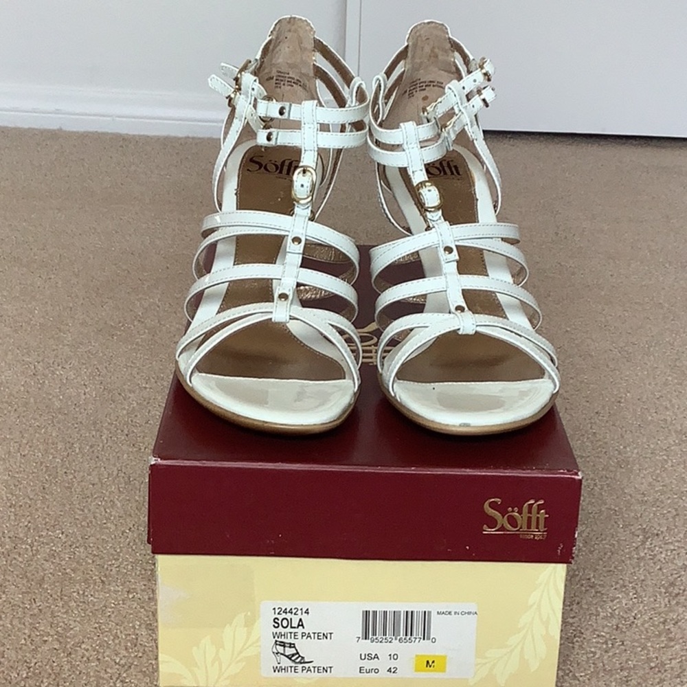 NWOT Sola Sofft brand white patent strappy shoes. 10B.